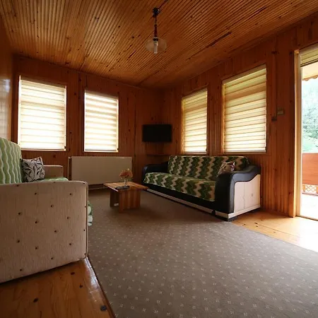 Guenes Apartment